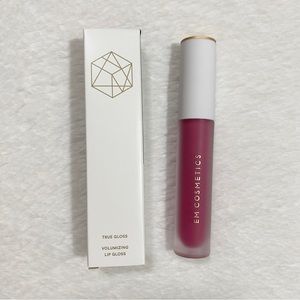 EM Cosmetics True Gloss Volumizing Lip Gloss - Magenta Magic